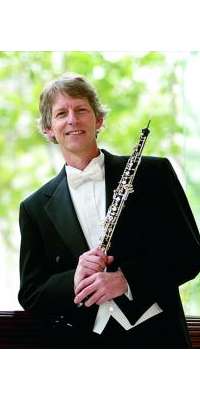 William Bennett, American oboist (San Francisco Symphony), dies at age 56